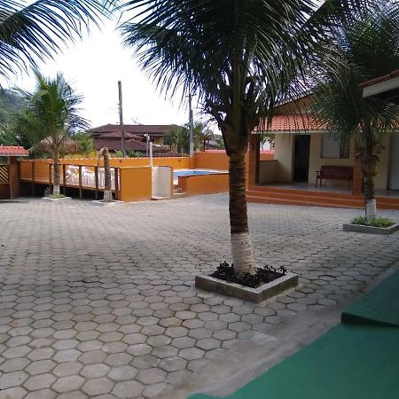 Chale Residencial Bosque Da Cocanha 卡拉瓜塔图巴 外观 照片